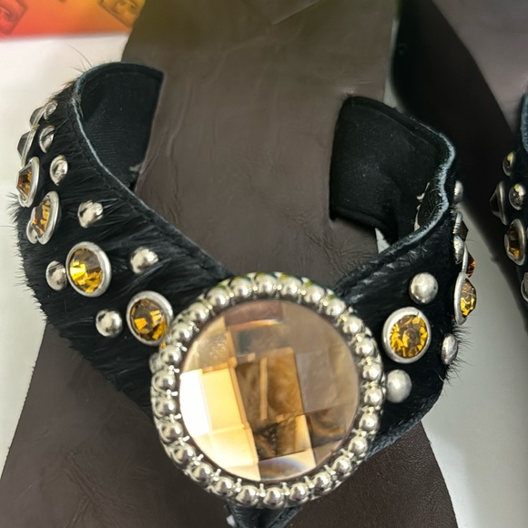 Cowgirl Jewels Horse Hair Wedge Flip Flops (CJ42AMBER) - Picture 3 of 7